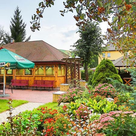 Hotel Unibus Bielsk Podlaski Exteriör bild