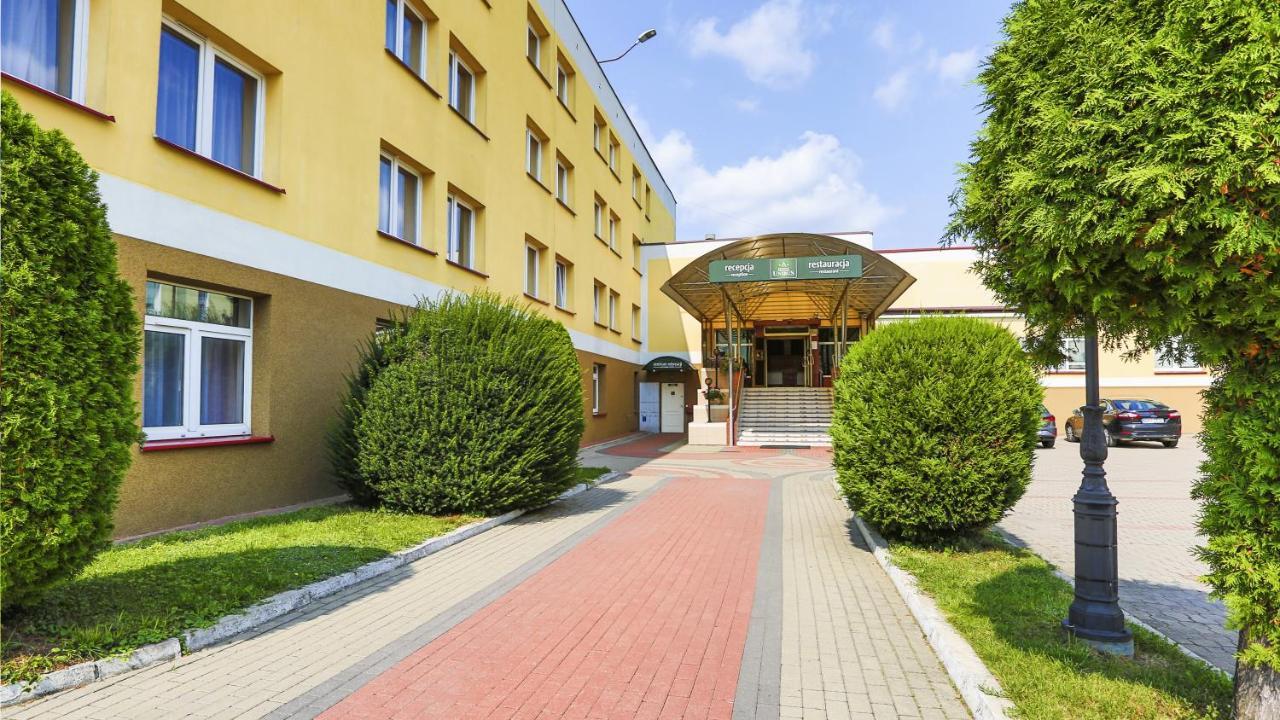 Hotel Unibus Bielsk Podlaski Exteriör bild
