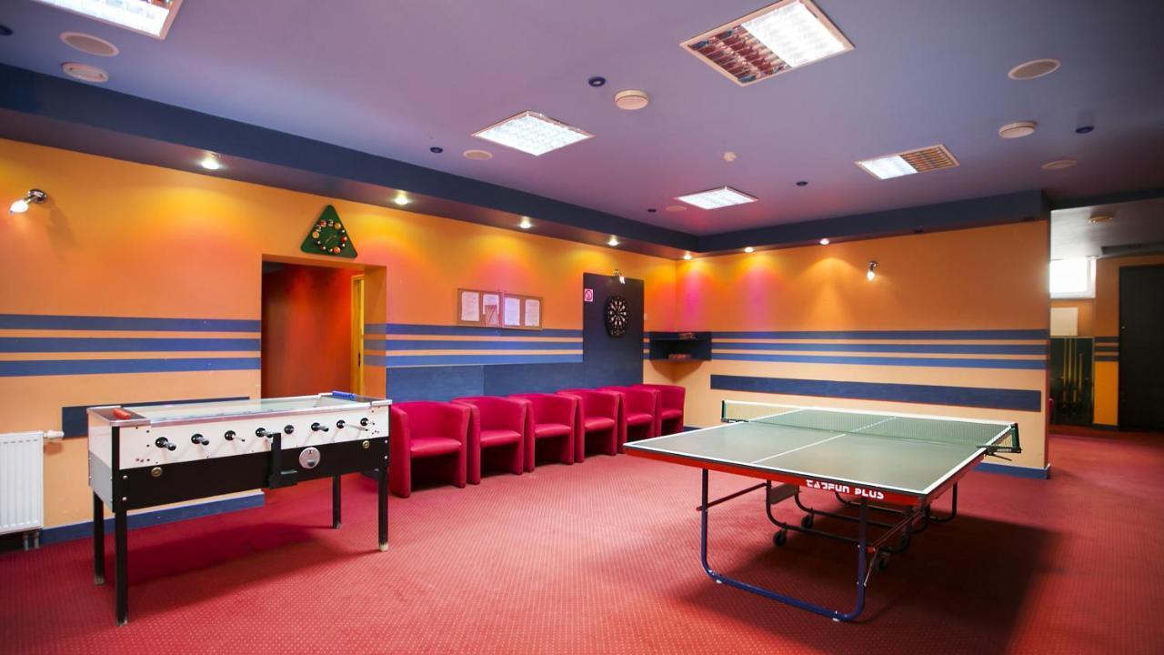 Hotel Unibus Bielsk Podlaski Exteriör bild