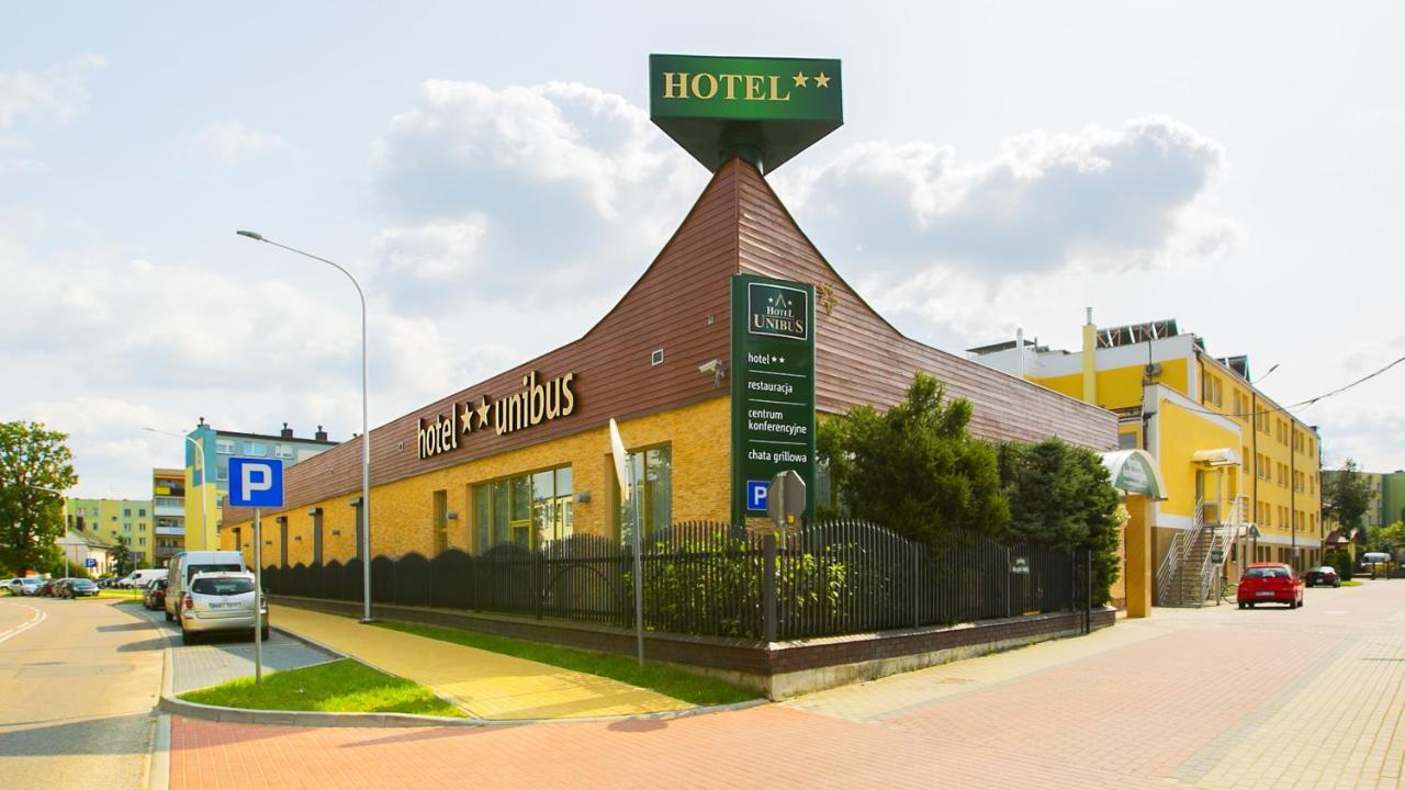 Hotel Unibus Bielsk Podlaski Exteriör bild